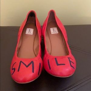 Ellen Degeneres Smile Ballet Flats